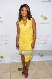 Laila Ali feet photo thumbnail
