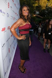 Laila Ali feet photo thumbnail