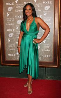 Laila Ali feet photo thumbnail