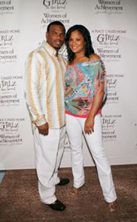 Laila Ali feet photo thumbnail