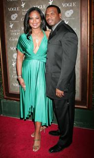 Laila Ali feet photo thumbnail