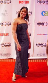 Laila Ali feet photo thumbnail