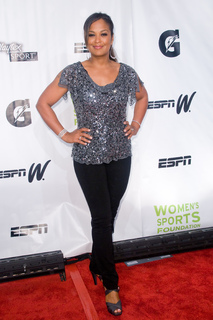 Laila Ali feet photo thumbnail