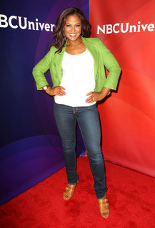 Laila Ali feet photo thumbnail