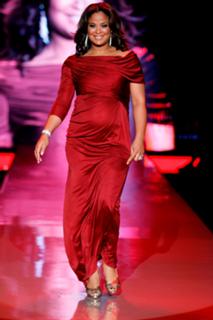 Laila Ali feet photo thumbnail