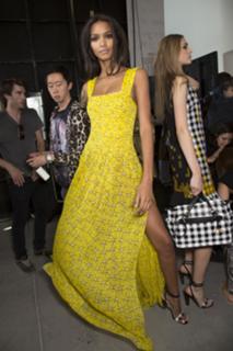 Lais Ribeiro feet photo thumbnail