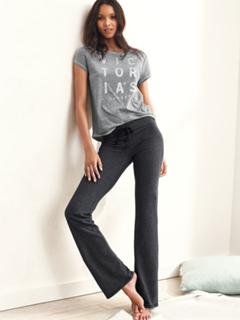 Lais Ribeiro feet photo thumbnail