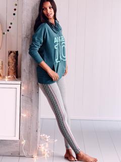 Lais Ribeiro feet photo thumbnail