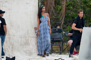 Lais Ribeiro feet photo thumbnail