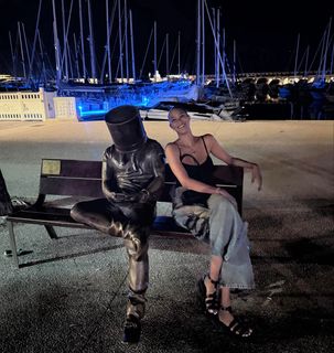 Lais Ribeiro feet photo thumbnail