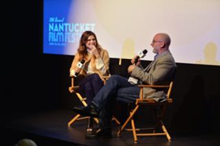 Lake Bell feet photo thumbnail