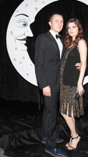 Lake Bell feet photo thumbnail