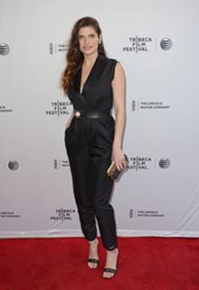 Lake Bell feet photo thumbnail