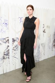 Lake Bell feet photo thumbnail