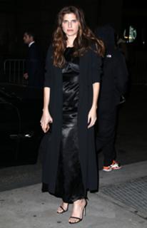 Lake Bell feet photo thumbnail