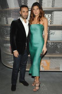 Lake Bell feet photo thumbnail