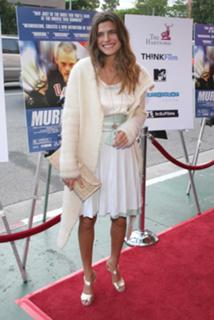Lake Bell feet photo thumbnail