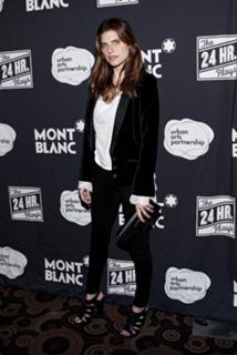 Lake Bell feet photo thumbnail