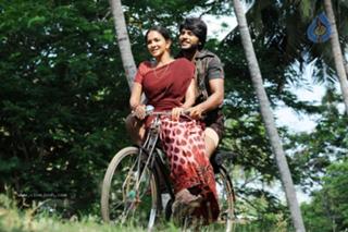 Lakshmi Manchu feet photo 15