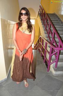 Lakshmi Manchu feet photo 17