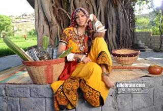 Lakshmi Manchu feet photo 2