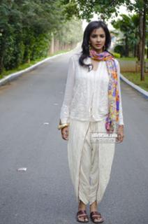 Lakshmi Manchu feet photo 12