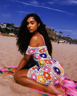 Lala Baptiste feet photo thumbnail