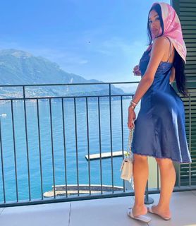 Lala Baptiste feet photo thumbnail