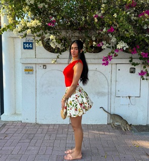 Lala Baptiste feet photo thumbnail