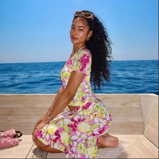 Lala Baptiste feet photo thumbnail