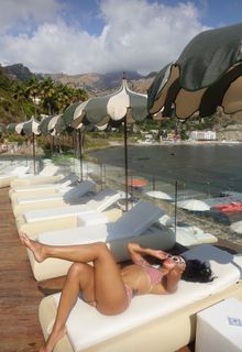 Lala Baptiste feet photo thumbnail