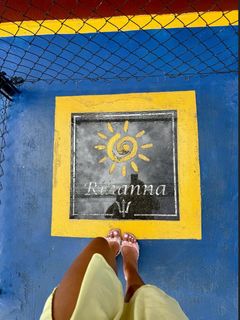 Lala Baptiste feet photo thumbnail