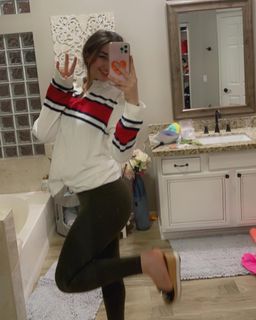 Lala Sadii feet photo 8