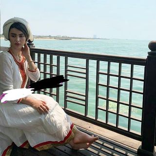 Laleh Marzban feet photo 13