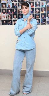 Laleh Marzban feet photo 2
