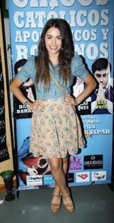 Lali Espósito feet photo thumbnail