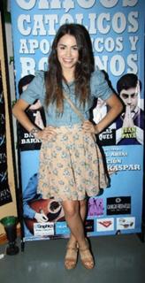 Lali Espósito feet photo thumbnail