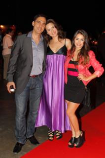 Lali Espósito feet photo thumbnail