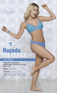 Lali Espósito feet photo thumbnail