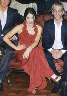 Lali Espósito feet photo thumbnail