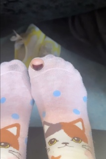 Lalisa Manoban feet photo thumbnail