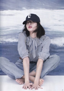 Lalisa Manoban feet photo thumbnail