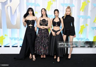 Lalisa Manoban feet photo thumbnail