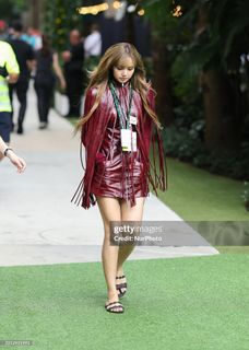 Lalisa Manoban feet photo thumbnail