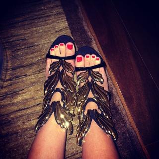 Lalá Rudge feet photo 1