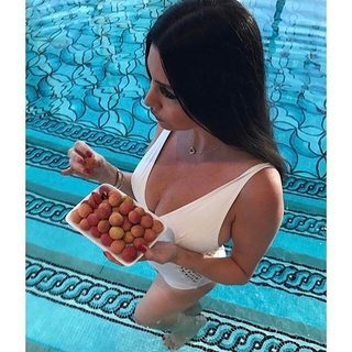 Lamitta Frangieh feet photo thumbnail