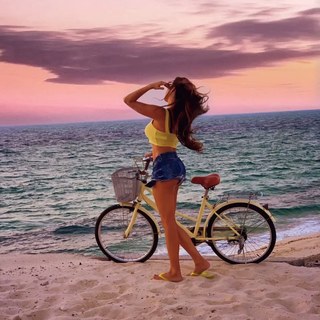 Lamitta Frangieh feet photo thumbnail