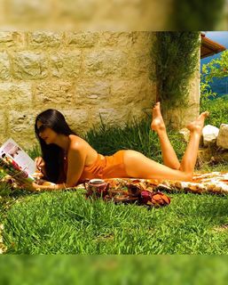 Lamitta Frangieh feet photo thumbnail