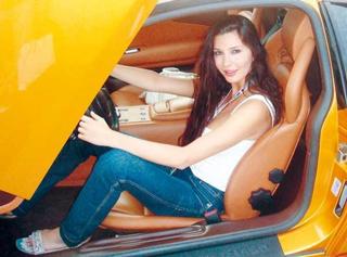 Lamitta Frangieh feet photo thumbnail