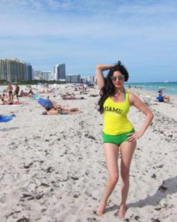 Lamitta Frangieh feet photo thumbnail